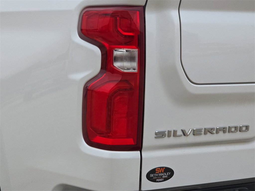 Used 2024 Chevrolet Silverado 1500 High Country w/ Technology Package image 33