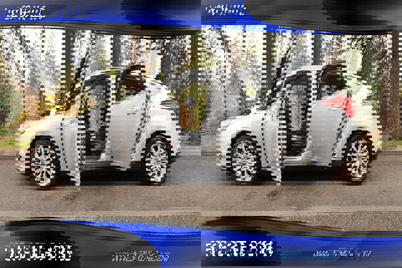 Used 2012 Ford Focus Titanium image 26