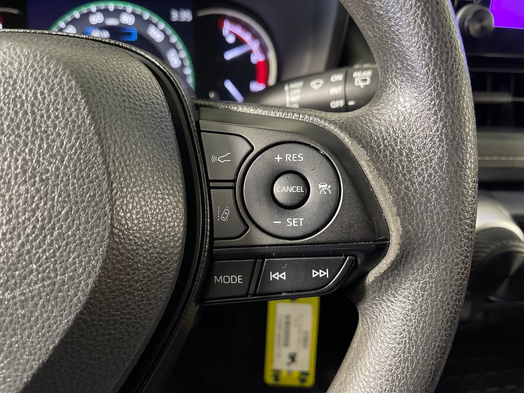 Certified 2023 Toyota RAV4 LE FWD image 27