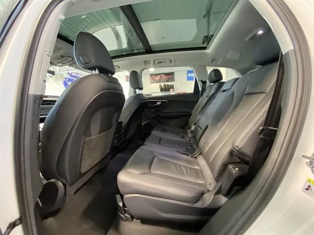 Used 2024 Audi Q7 2.0T Premium Plus image 14