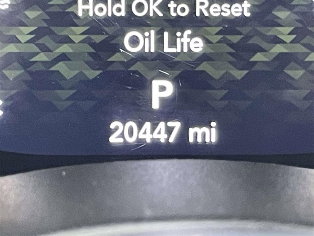 Used 2023 Jeep Wrangler Sahara image 25