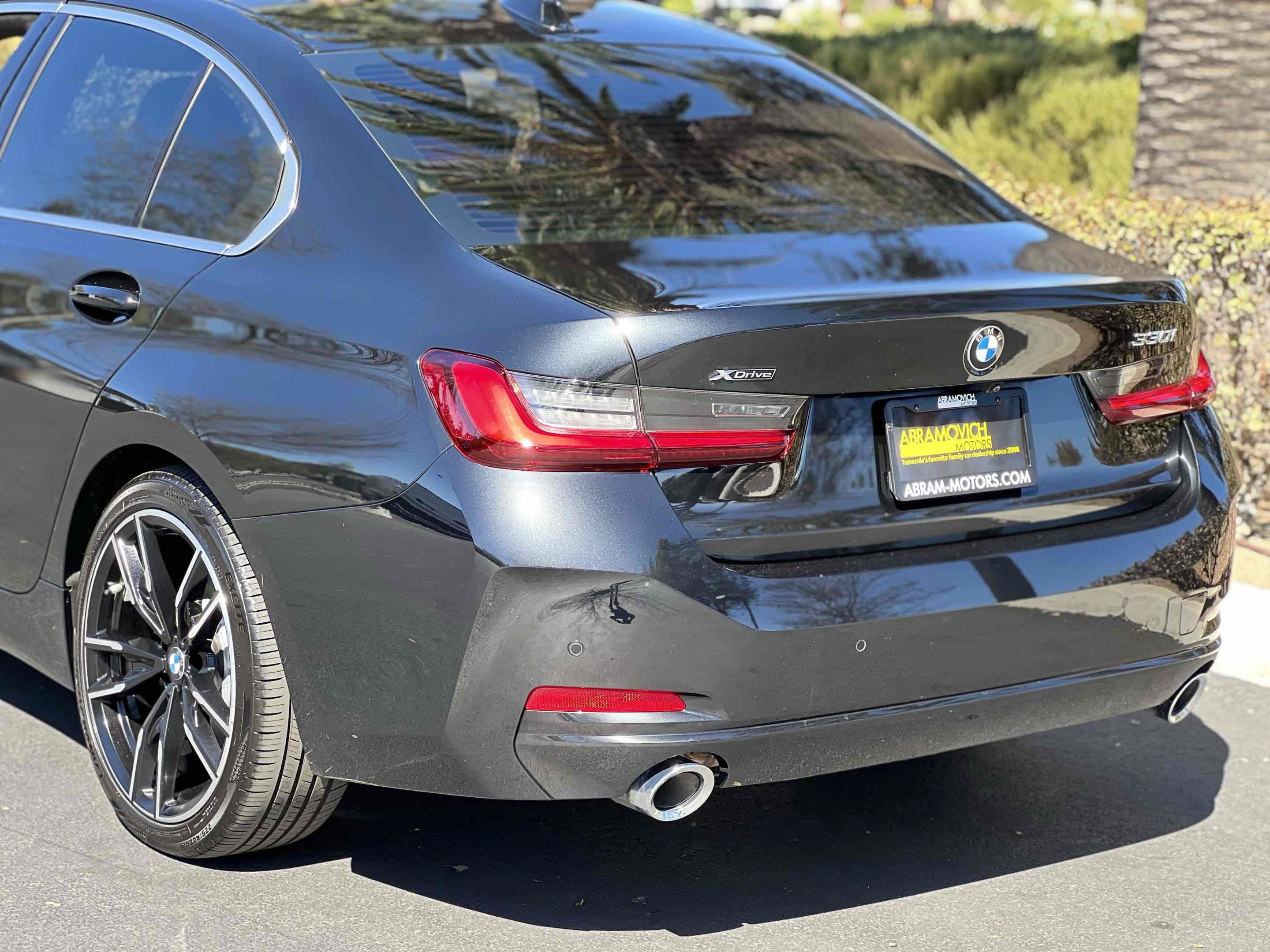 Used 2024 BMW 330i xDrive Sedan w/ Premium Package AWD/4WD image 59