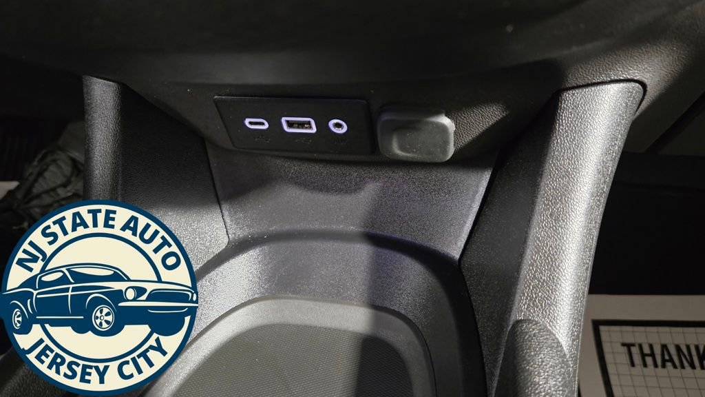 Used 2023 Chevrolet Malibu LS image 15