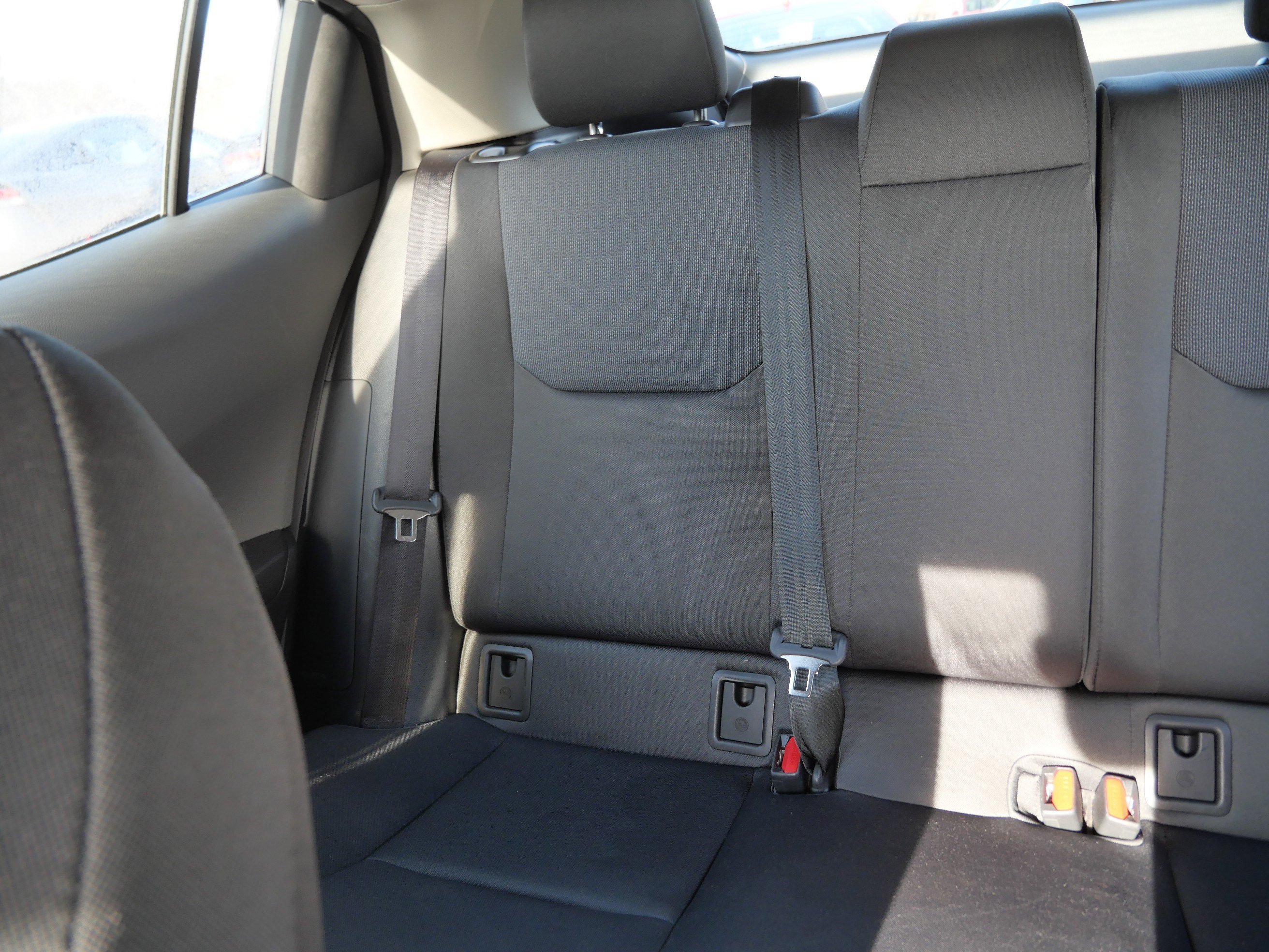 Used 2024 Toyota Prius LE FWD image 12