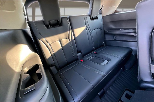 Used 2027 INFINITI QX60 Luxe w/ Cargo Package AWD/4WD image 27