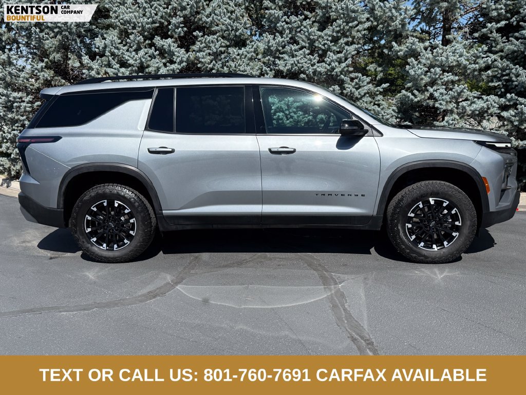 Used 2025 Chevrolet Traverse Z71 AWD/4WD image 10
