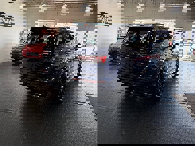 Used 2021 Audi SQ7 Prestige w/ Prestige Package image 10