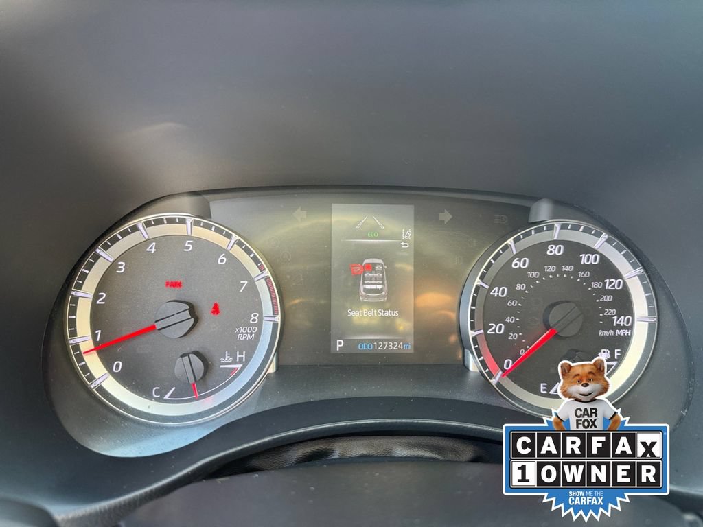 Used 2021 Toyota Highlander L FWD image 22