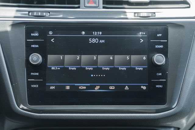 Used 2023 Volkswagen Tiguan SE FWD image 27