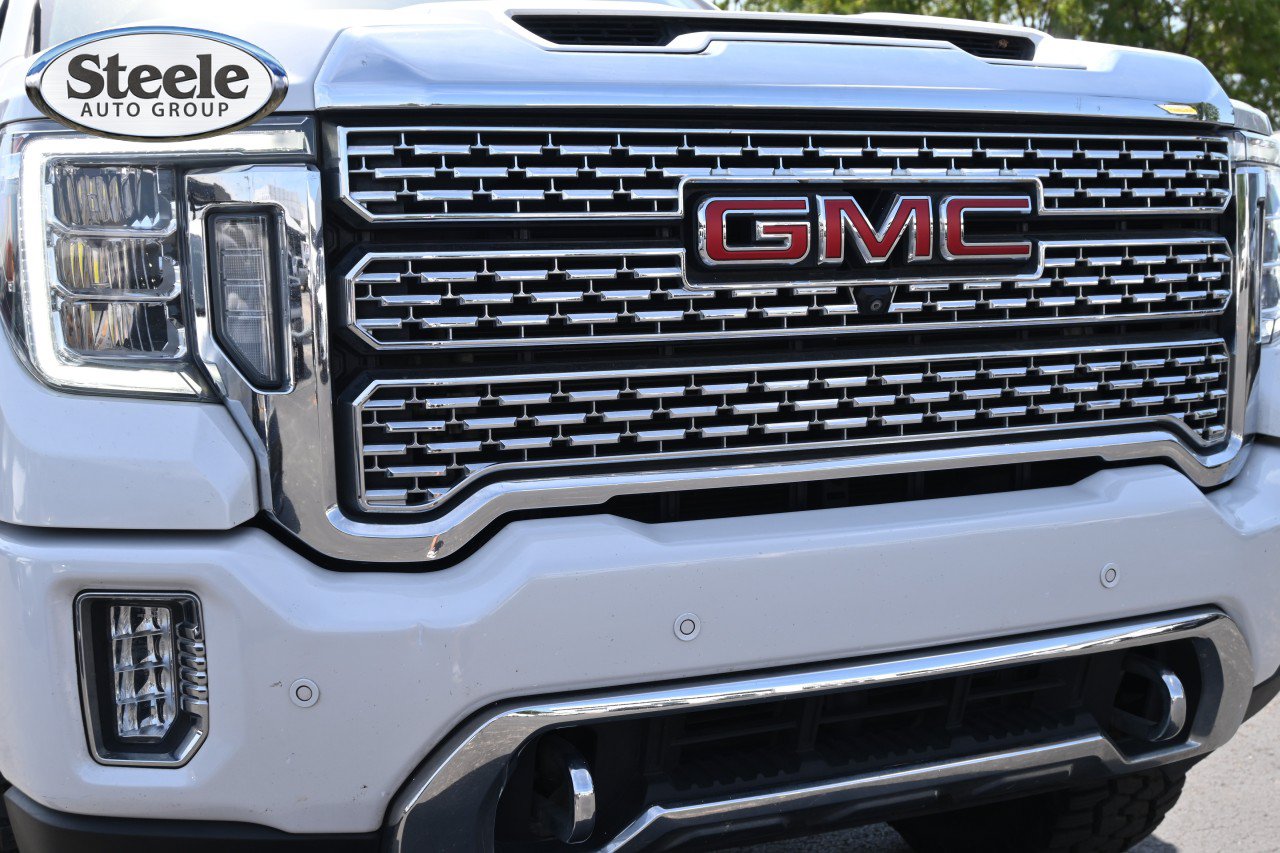 Used 2022 GMC Sierra 2500 Denali w/ Denali Ultimate Package AWD/4WD image 27