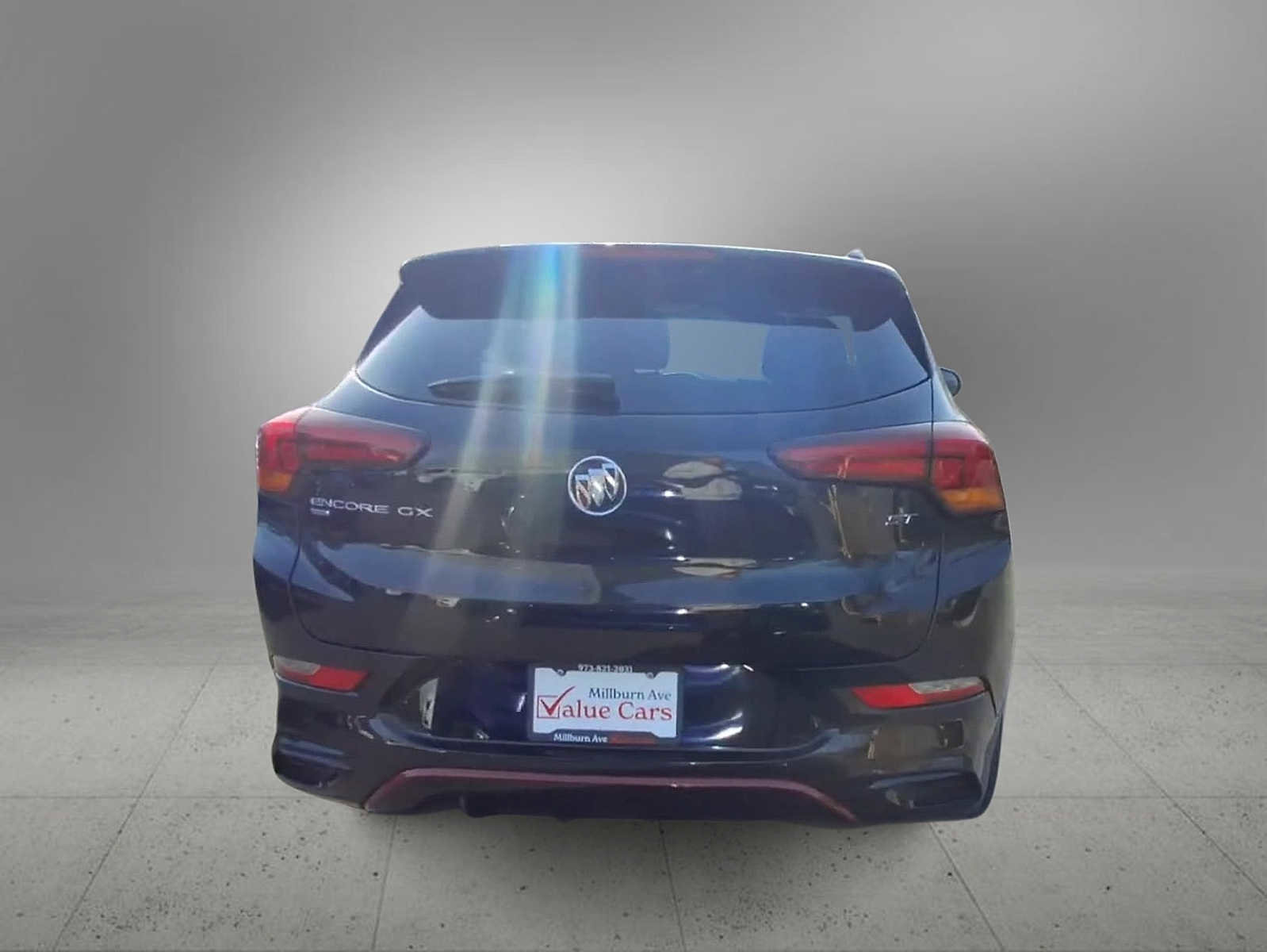 Used 2023 Buick Encore GX Select w/ Sport Touring Package image 7