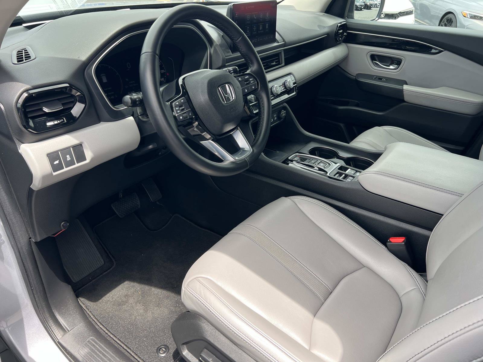 Used 2023 Honda Pilot EX-L image 5
