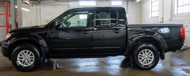 Used 2018 Nissan Frontier SV w/ Value Truck Package image 9