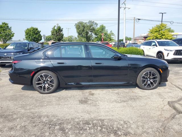 New 2025 BMW 760i xDrive image 2