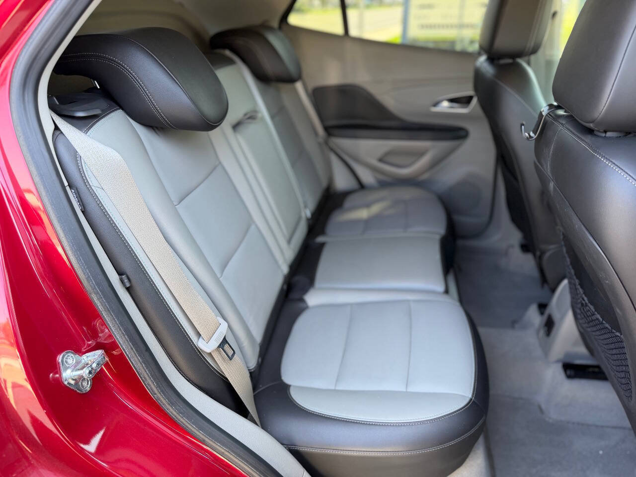 Used 2015 Buick Encore Leather FWD image 14