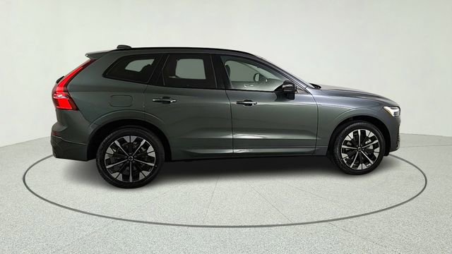 New 2026 Volvo XC60 T8 Plus w/ Climate Package AWD/4WD image 8