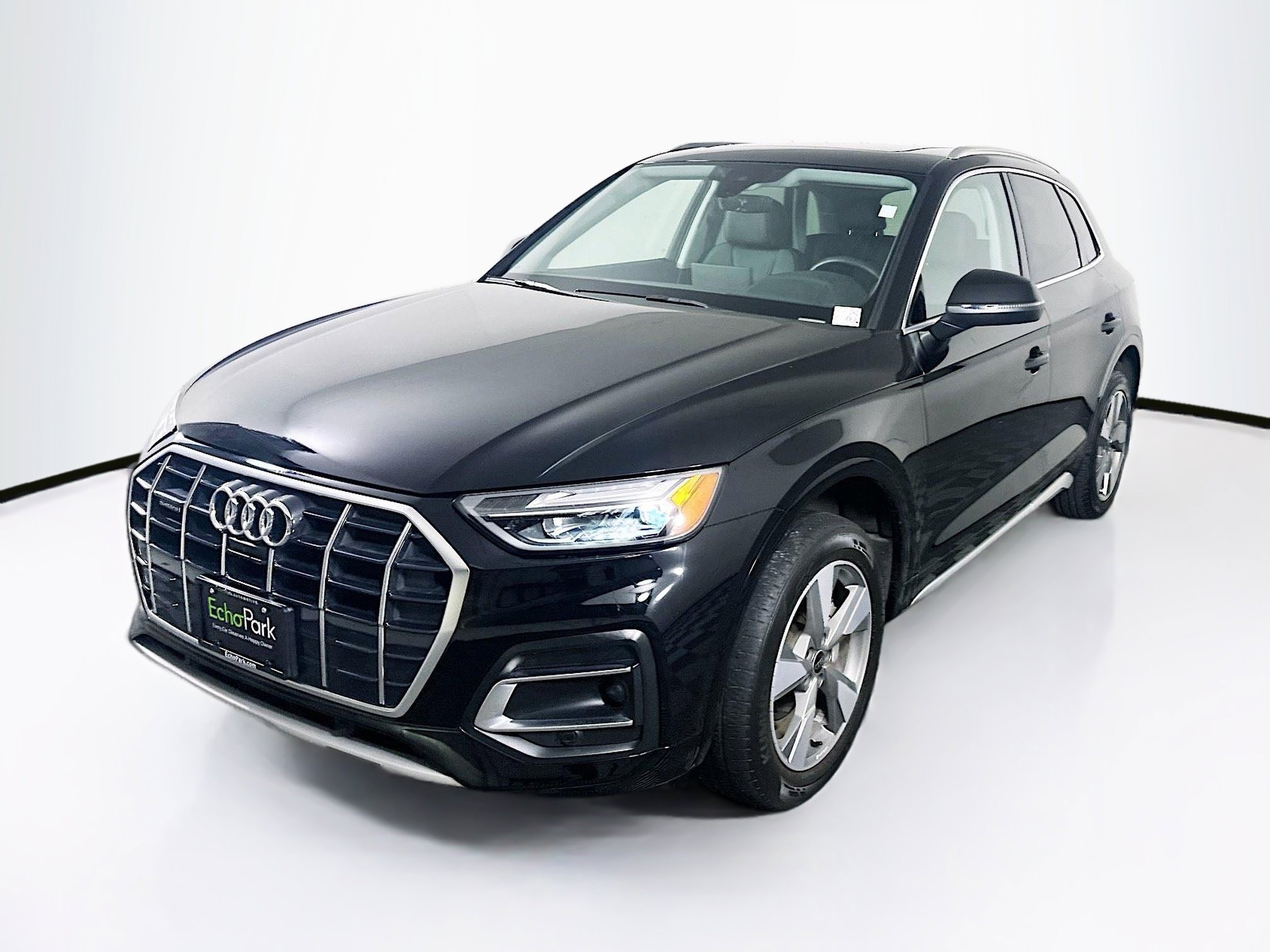 Used 2023 Audi Q5 2.0T Premium Plus w/ Premium Plus Package image 3