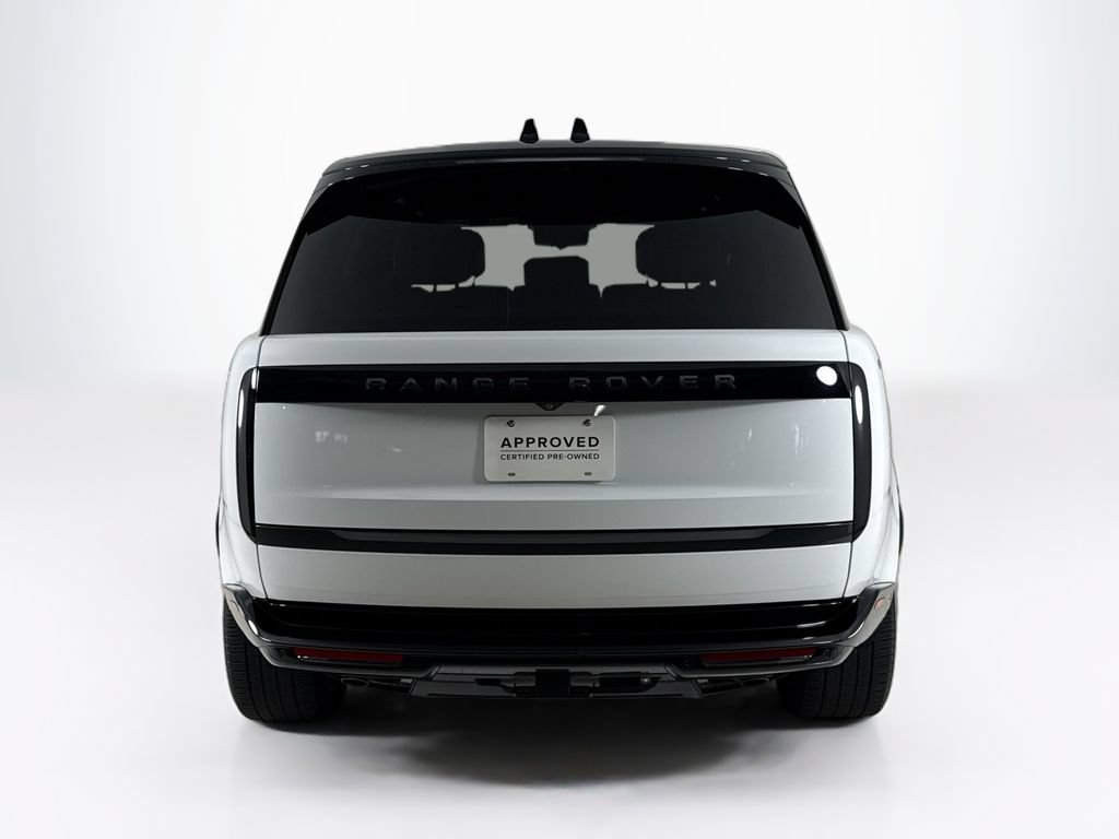 Used 2024 Land Rover Range Rover SE AWD/4WD image 4