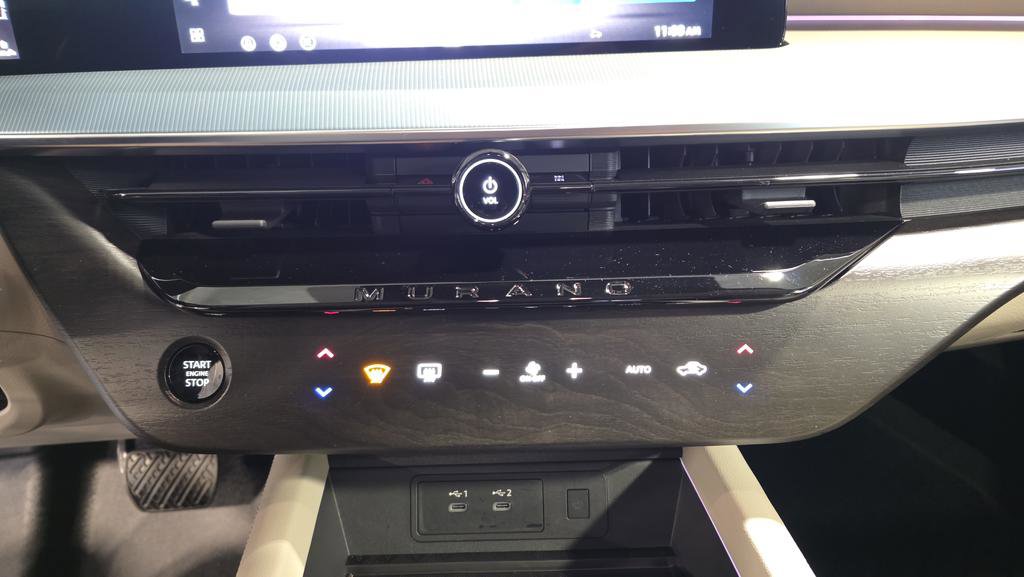 Used 2025 Nissan Murano Platinum image 27