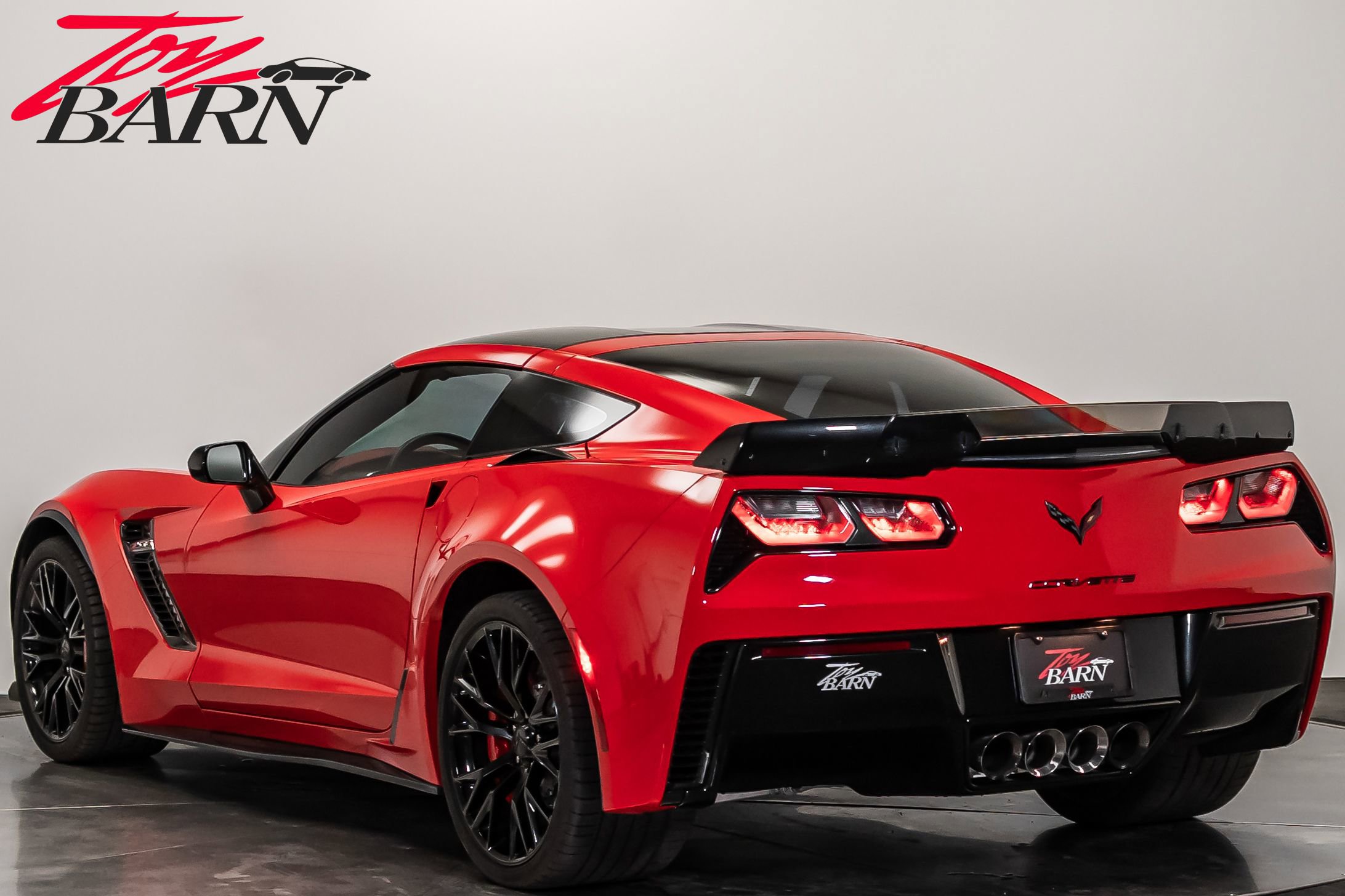 Used 2016 Chevrolet Corvette Z06 w/ 3LZ Preferred Equipment Group image 11