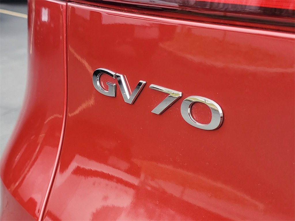 Used 2024 Genesis GV70 2.5T w/ Select Package image 7