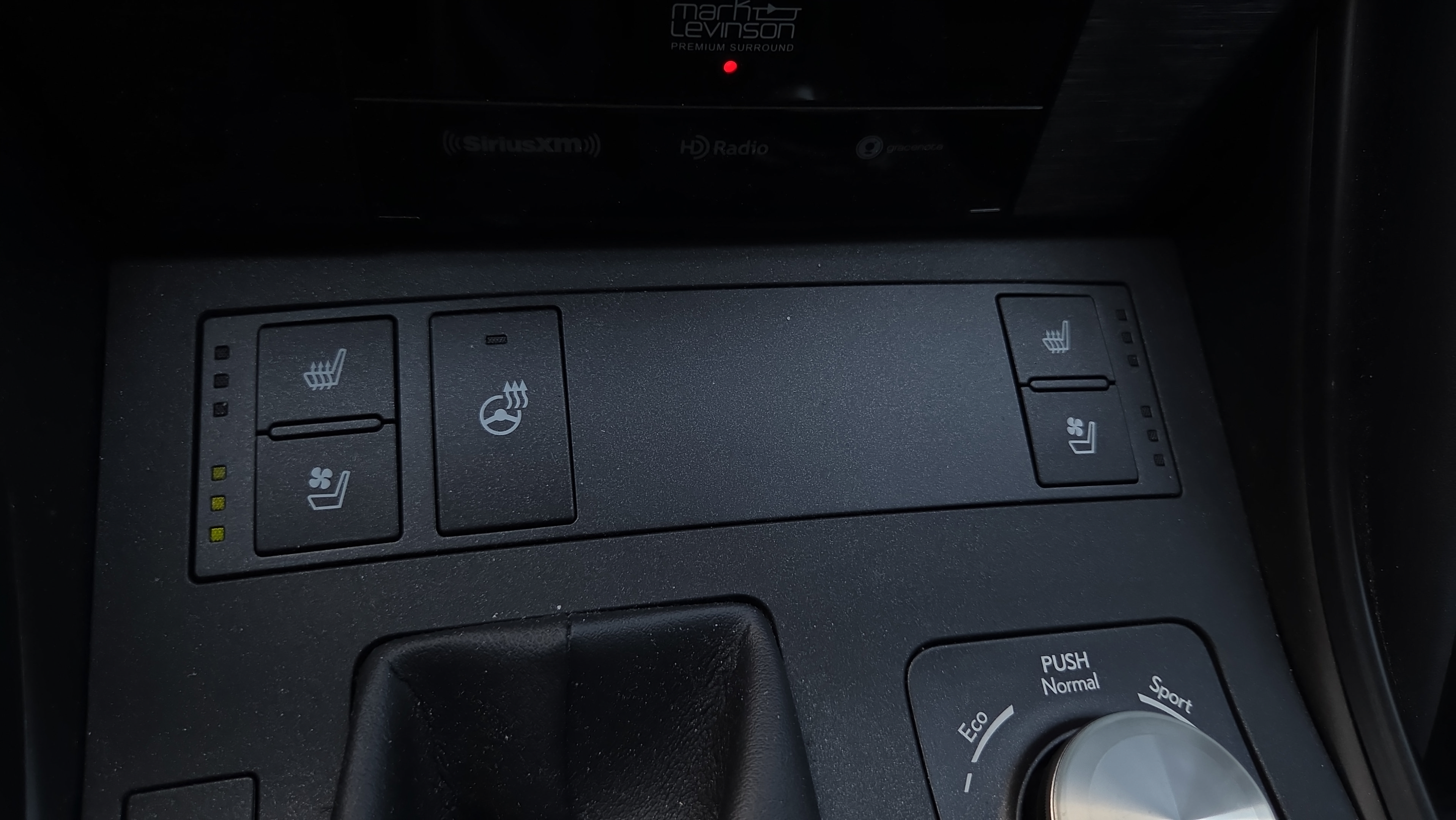 Used 2022 Lexus IS 350 F Sport RWD image 32