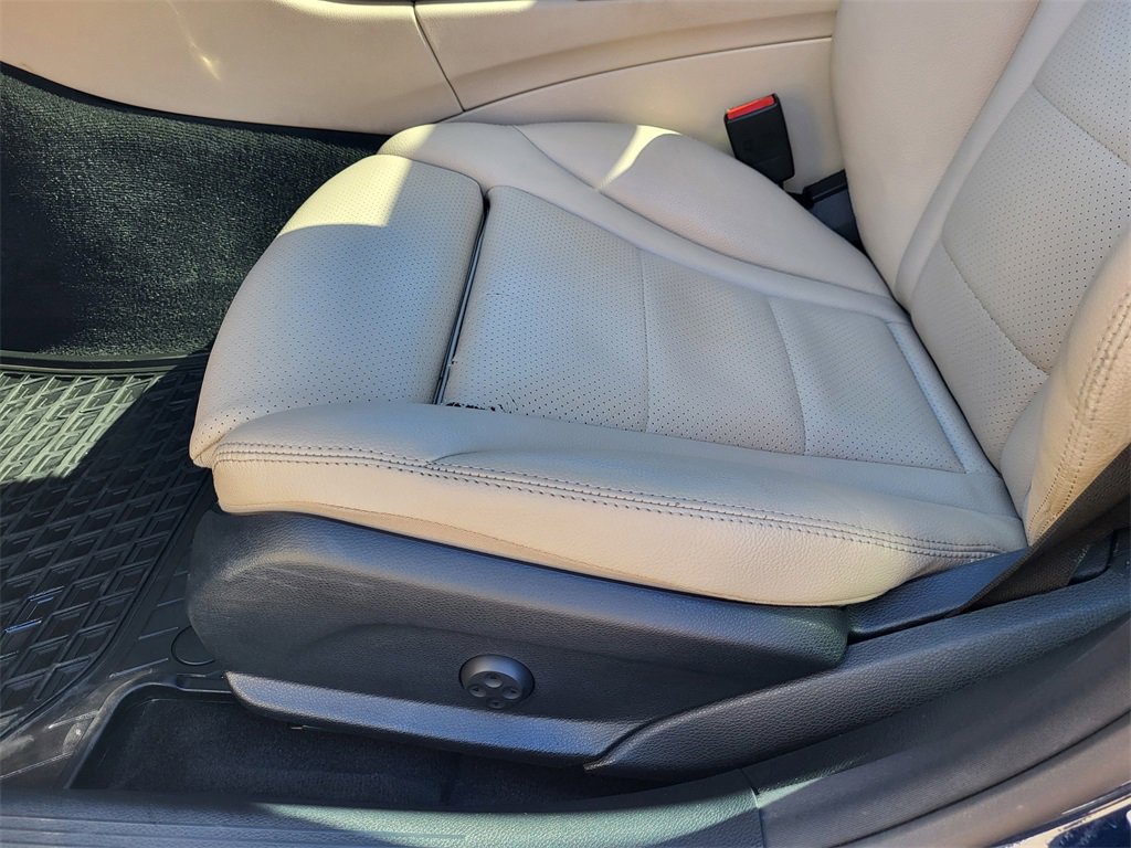 Used 2017 Mercedes-Benz C 300 4MATIC Sedan w/ Premium 2 Package image 18