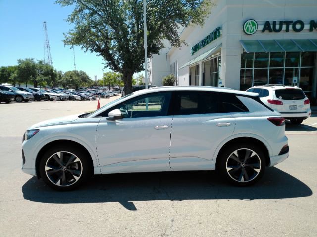 Used 2022 Audi Q4 e-tron Premium Plus image 14