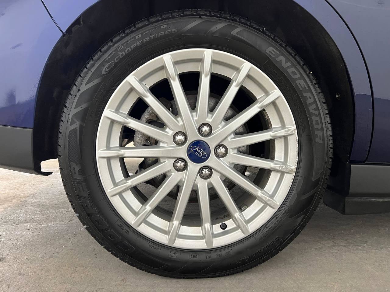 Used 2016 Ford C-MAX SE w/ Cargo Management Package image 28