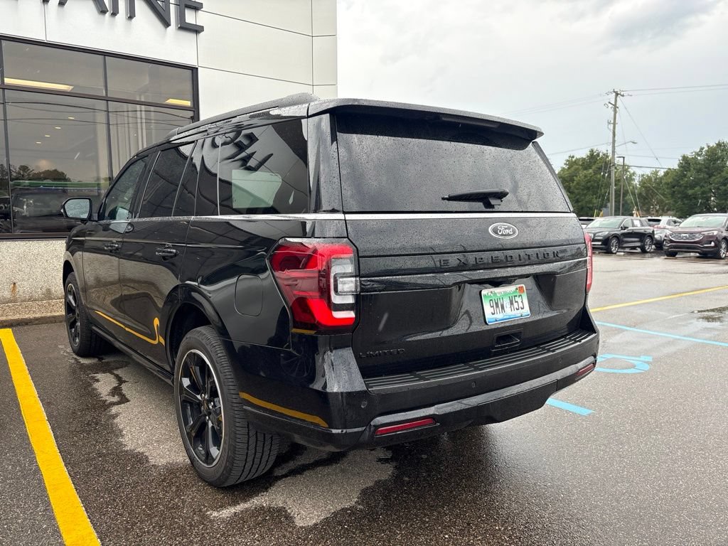 Used 2023 Ford Expedition Limited AWD/4WD image 8