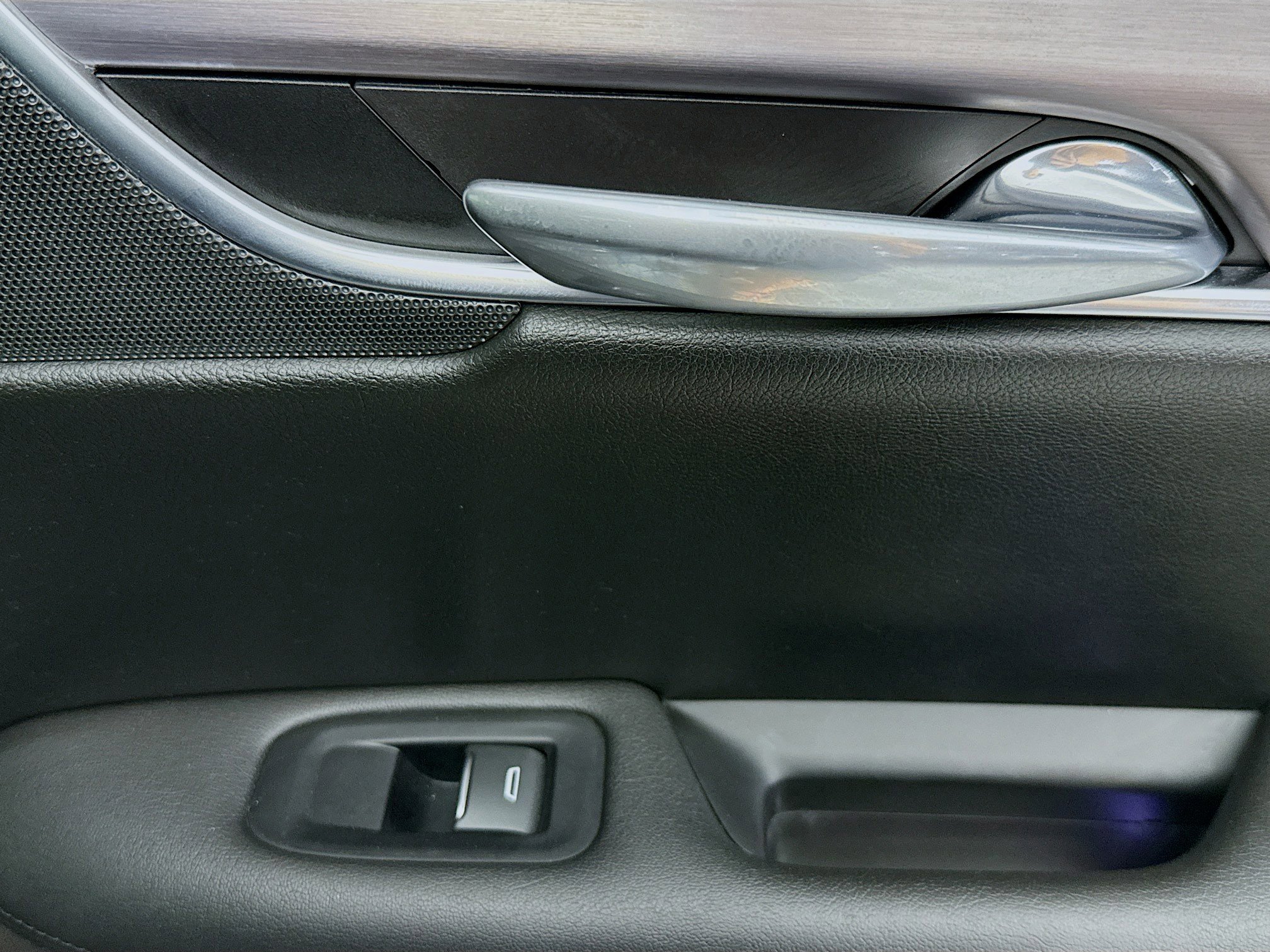 Used 2017 Cadillac XT5 Luxury image 30