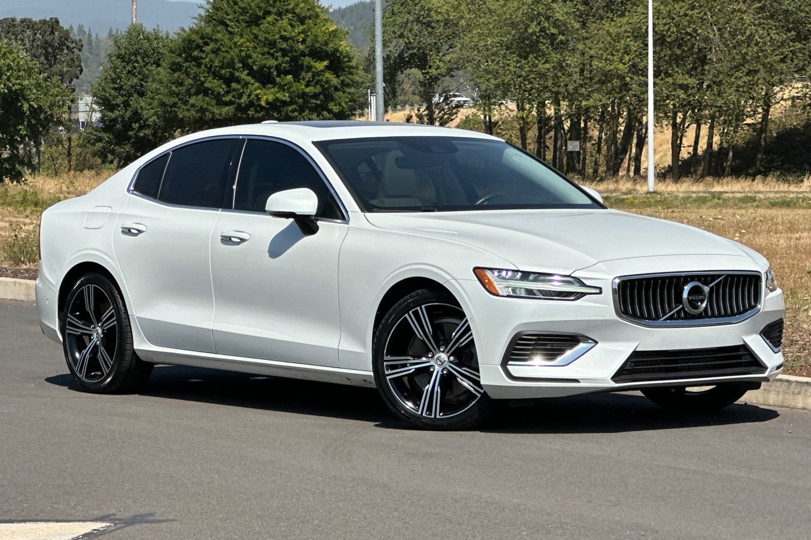 Used 2021 Volvo S60 T8 Inscription w/ Climate Package AWD/4WD video 1