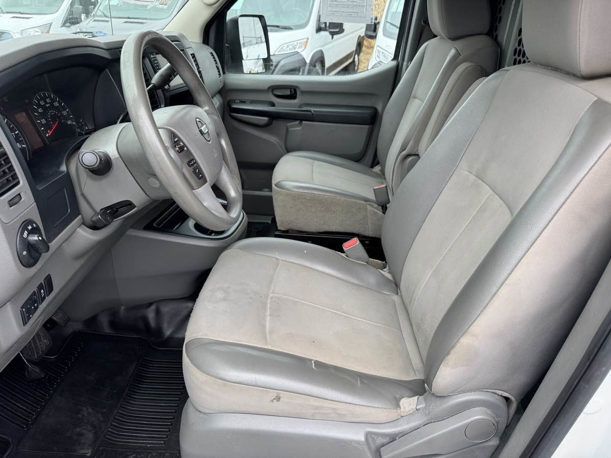 Used 2020 Nissan NV 2500 S RWD image 21