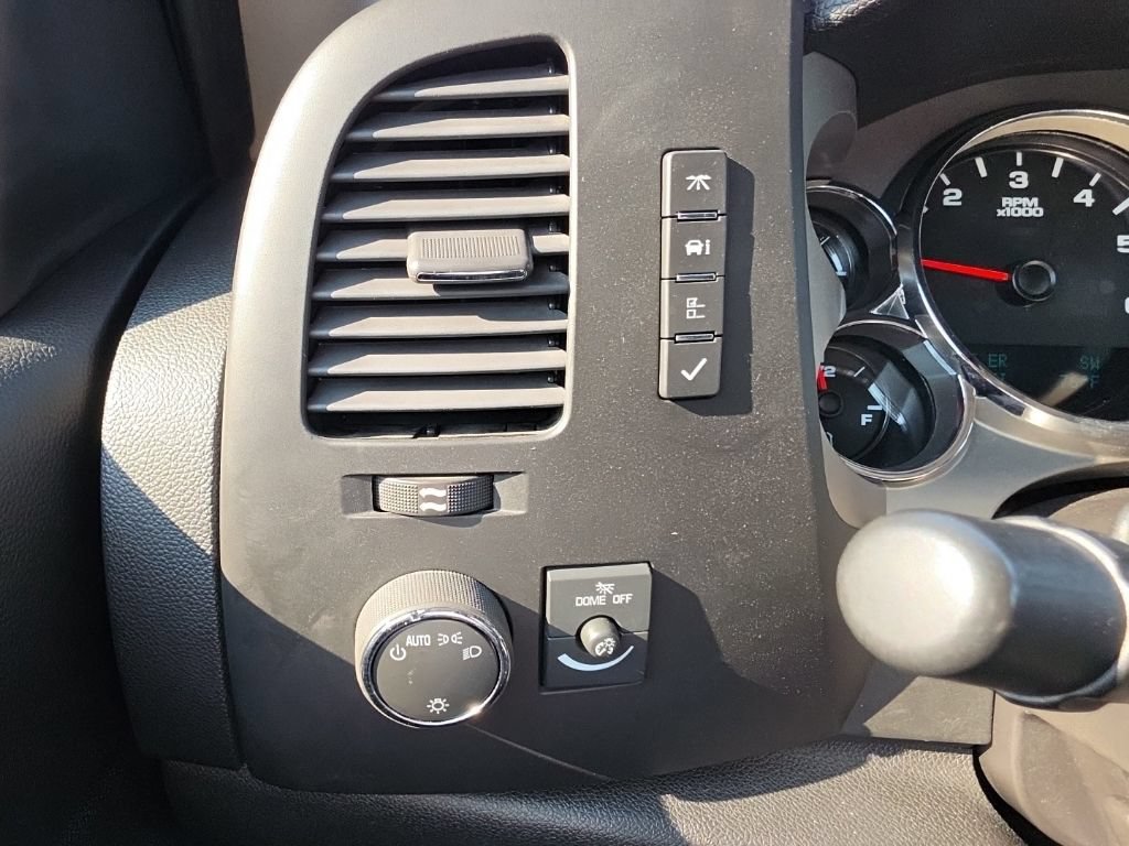 Used 2013 Chevrolet Silverado 1500 LT w/ All-Star Edition RWD image 10