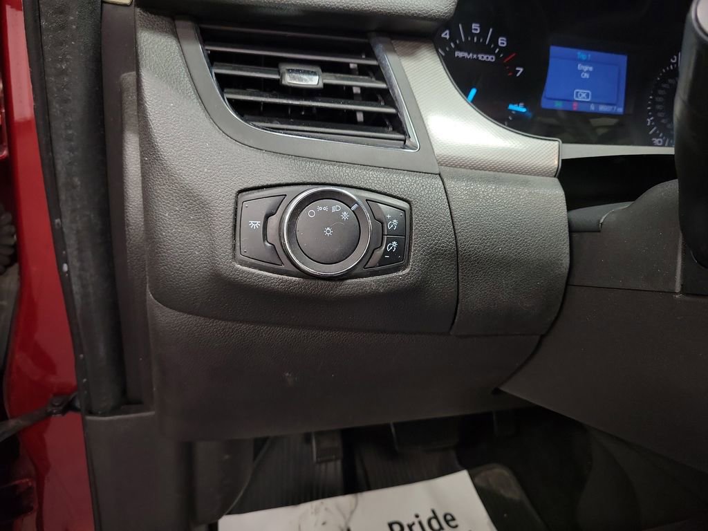 Used 2013 Ford Edge SEL image 22