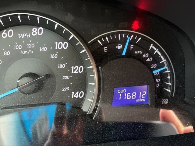 Used 2012 Toyota Camry LE FWD image 5