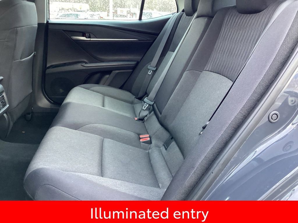 Used 2025 Toyota Camry LE image 14