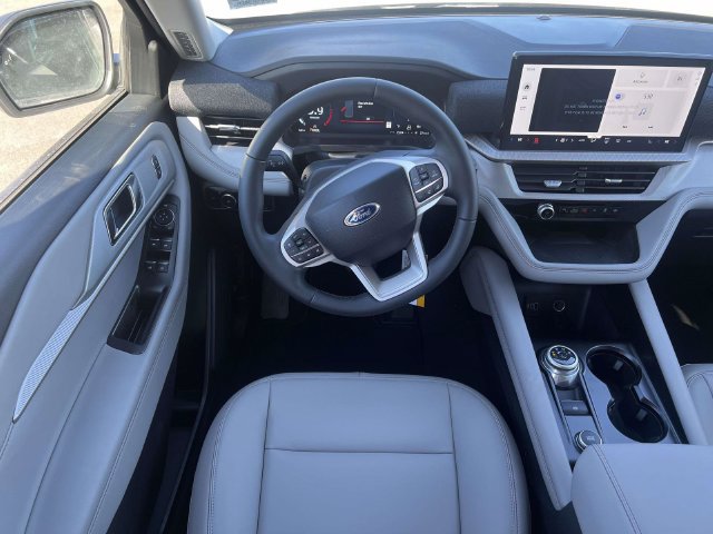New 2026 Ford Explorer Active w/ Active Comfort Package RWD image 4