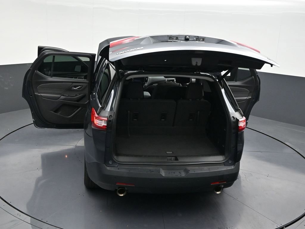 Used 2020 Chevrolet Traverse LT image 36