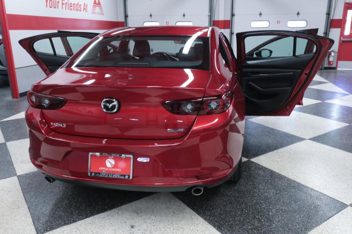 Used 2024 MAZDA MAZDA3 s image 26