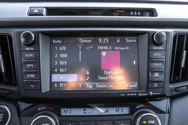 Used 2018 Toyota RAV4 Limited image 16