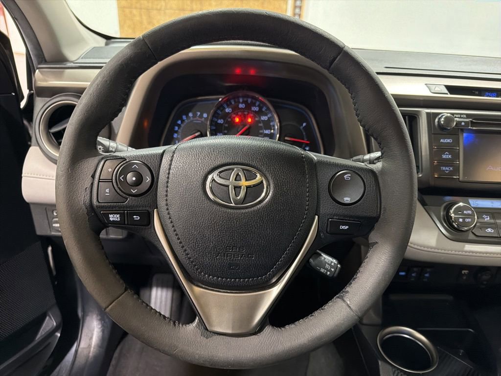 Used 2013 Toyota RAV4 Limited image 11