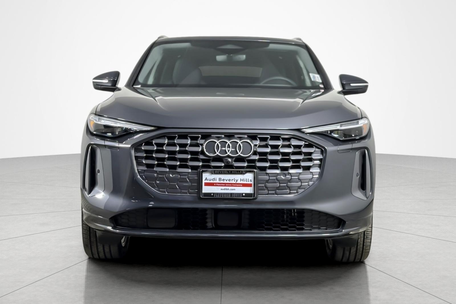 Used 2025 Audi Q5 Premium Plus w/ Premium Plus AWD/4WD image 8