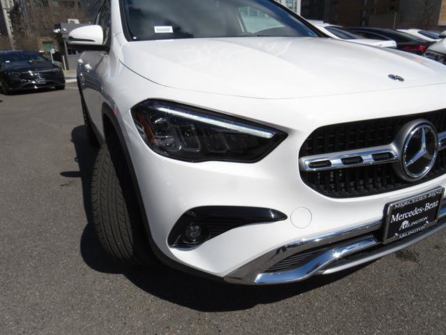 Used 2025 Mercedes-Benz GLA 250 4MATIC image 11