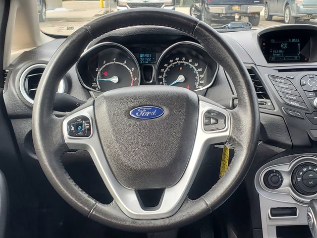 Used 2015 Ford Fiesta SE image 21