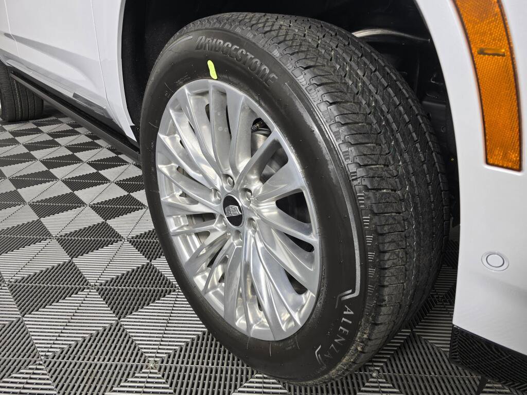 New 2026 Cadillac Escalade Luxury image 16