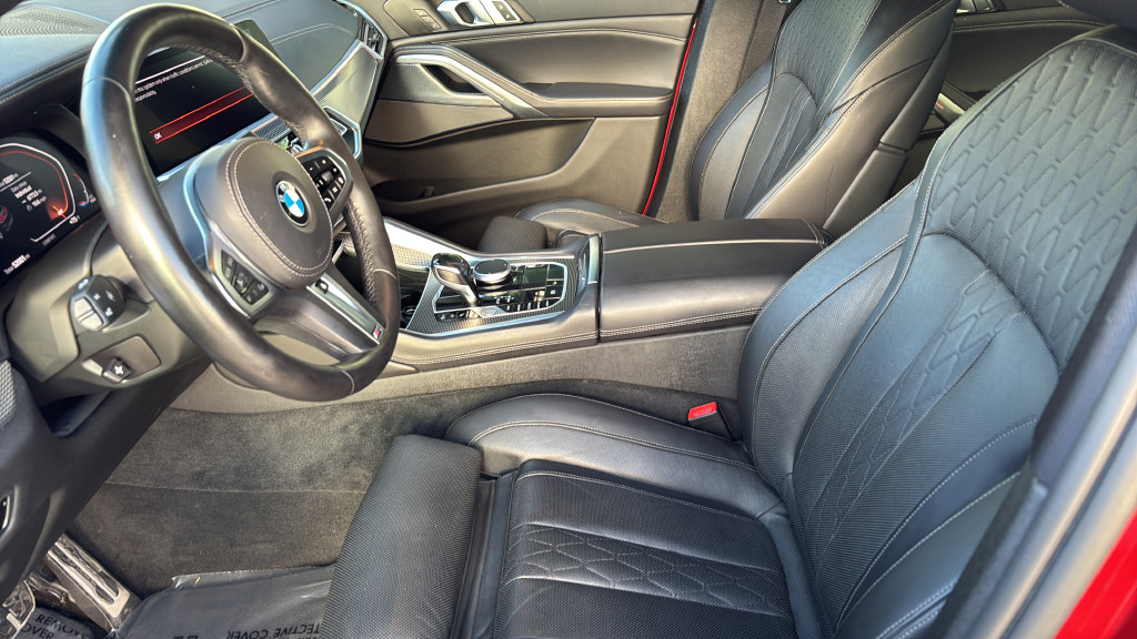 Used 2021 BMW X6 M50i w/ Dynamic Handling Package AWD/4WD image 6