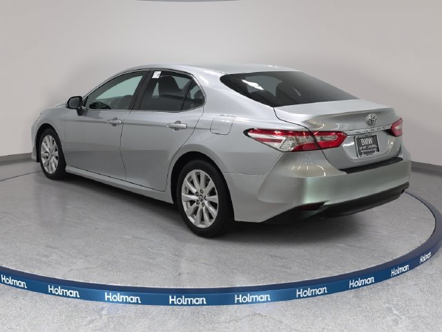 Used 2018 Toyota Camry LE FWD image 8