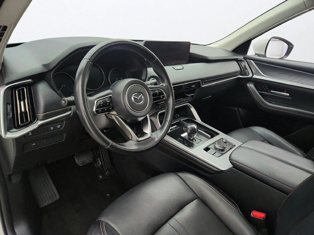 Used 2024 MAZDA CX-90 3.3 Turbo w/ Preferred Package AWD/4WD image 10