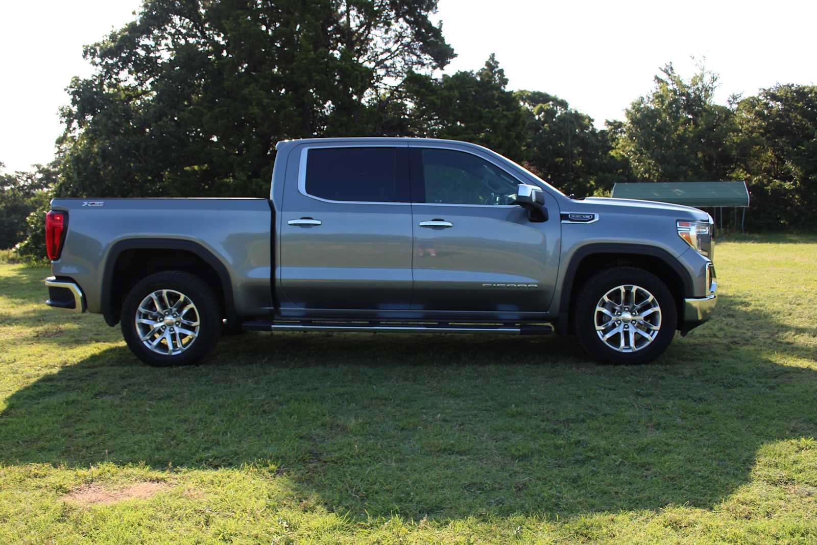 Used 2021 GMC Sierra 1500 SLT AWD/4WD image 15